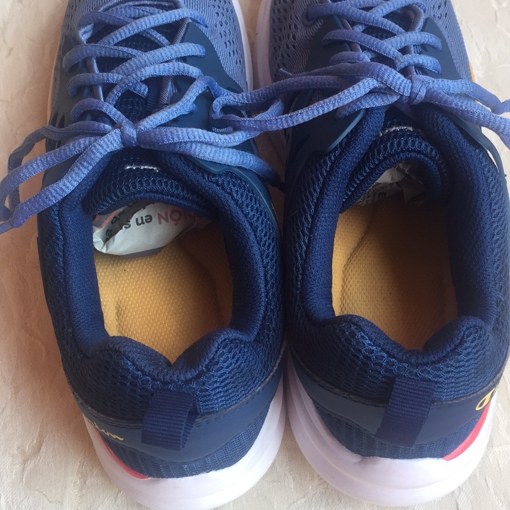 Blue Champion sneaker 9 .5 - Picture 4 of 8